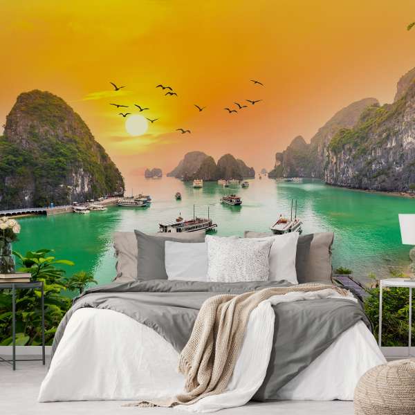 Západ slunce, zátoka Ha Long Bay ve Vietnamu