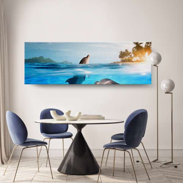 Delfíni v tropickém moři